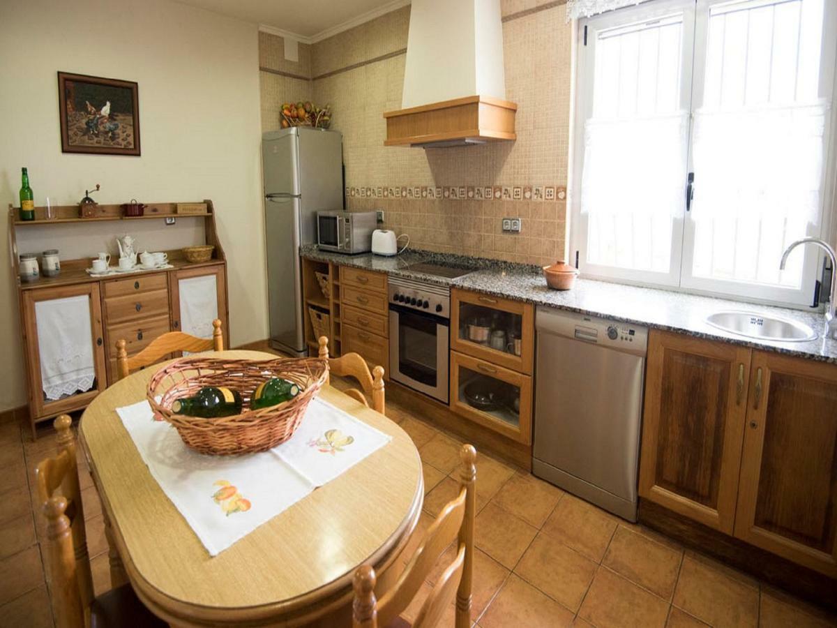 Maria La Carbayeda Guest House Luanco Luaran gambar